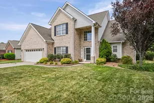 4018 Waxwood Dr, Monroe, NC 28110 - Photo 2