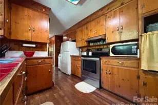 1345 Rock Hill St, Nebo, NC 28761 - Photo 20
