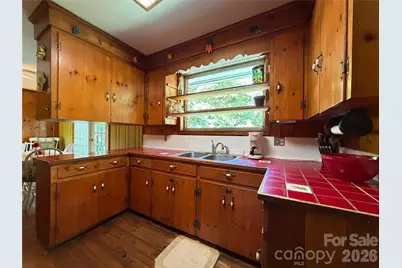 1345 Rock Hill Street, Nebo, NC 28761 - Photo 18