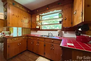 1345 Rock Hill St, Nebo, NC 28761 - Photo 18