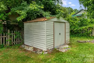 839 Kanuga Rd, Hendersonville, NC 28739 - Photo 32
