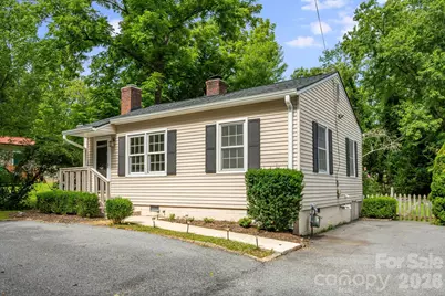 839 Kanuga Road #4, Hendersonville, NC 28739 - Photo 1