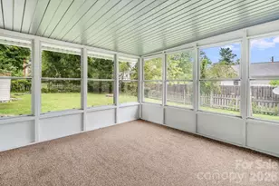 839 Kanuga Rd, Hendersonville, NC 28739 - Photo 16