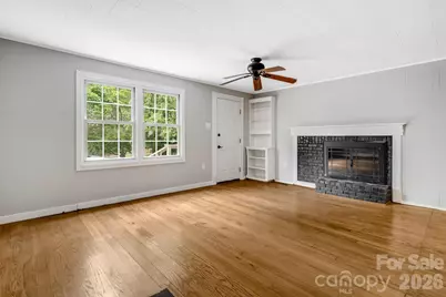 839 Kanuga Road #4, Hendersonville, NC 28739 - Photo 6
