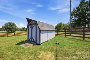 128 Old Hollis Rd, Ellenboro, NC 28040 - Photo 22