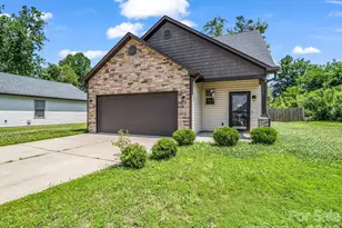 198 N River Rd, Fletcher, NC 28732 - Photo 2