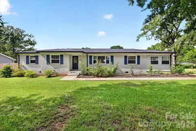 8000 Lawyers Road, Charlotte, NC 28227 - Photo 1