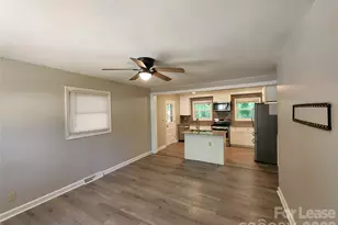 502 S Emerson St, Gastonia, NC 28052 - Photo 2