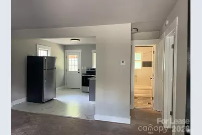 1716 Catherine Simmons Avenue, Charlotte, NC 28216 - Photo 4
