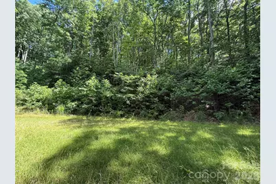 999 Hawks Nest Drive #86, Burnsville, NC 28714 - Photo 2