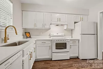 3312 Heathstead Place, Charlotte, NC 28210 - Photo 1