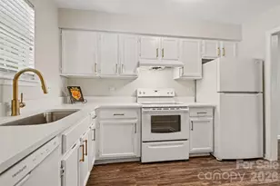 3312 Heathstead Place, Charlotte, NC 28210 - Photo 1
