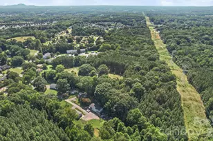606 Robinson-Clemmer Rd, Dallas, NC 28034 - Photo 2
