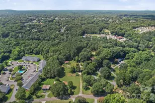 606 Robinson-Clemmer Rd, Dallas, NC 28034 - Photo 1