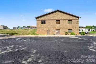 1855 6th Street SE, Hickory, NC 28602 - Photo 34