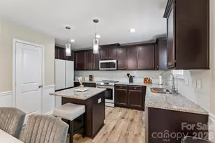 4707 McClure Rd, Charlotte, NC 28216 - Photo 8