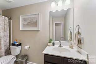 4707 McClure Rd, Charlotte, NC 28216 - Photo 16