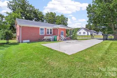8418 Moores Chapel Road, Charlotte, NC 28214 - Photo 2