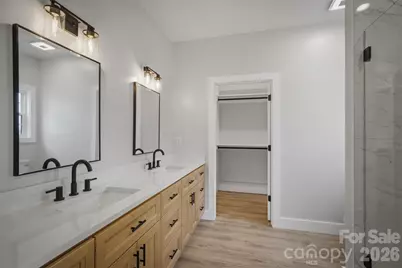913 Overlook Drive SW, Lenoir, NC 28645 - Photo 16