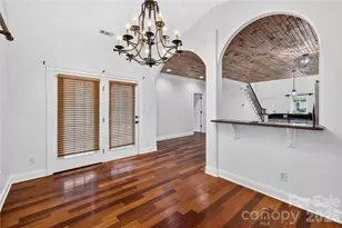 9232 Aloysia Ln, Charlotte, NC 28269 - Photo 8