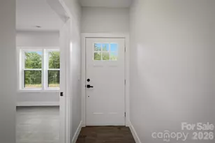 917 Overlook Dr SW, Lenoir, NC 28645 - Photo 6