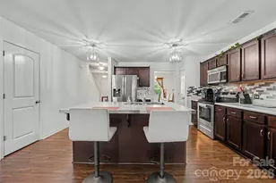 204 Hidden Lakes Rd, Statesville, NC 28677 - Photo 6