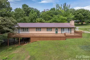 69 Emerald Ln, Hendersonville, NC 28792 - Photo 2