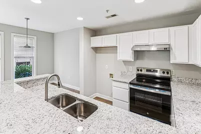 718 W Trade Street #302, Charlotte, NC 28202 - Photo 22