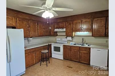 221 Pointe Circle, Rock Hill, SC 29732 - Photo 2