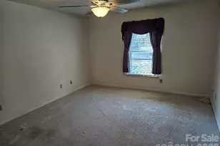 221 Pointe Cir, Rock Hill, SC 29732 - Photo 6