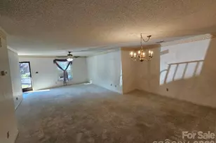 221 Pointe Cir, Rock Hill, SC 29732 - Photo 12