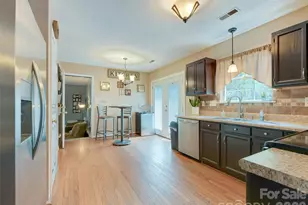 3102 Scotch Moss Ct, Charlotte, NC 28269 - Photo 14