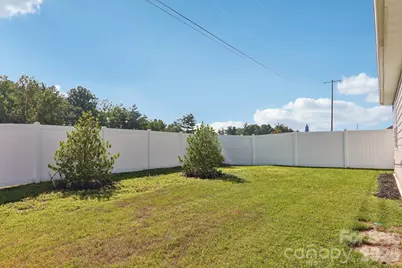 505 Fox Cove Road, Hendersonville, NC 28792 - Photo 6