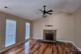 8804 Royal Scot Ln, Charlotte, NC 28227 - Photo 4