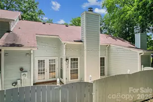 11128 Sevilla Ct, Charlotte, NC 28226 - Photo 16