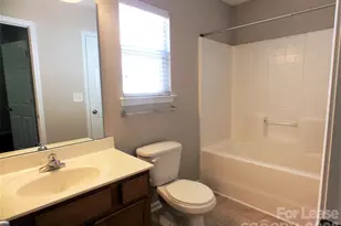 5637 Bent Creek Cir, Charlotte, NC 28227 - Photo 10