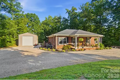 4739 Mountain Island Drive W, Charlotte, NC 28214 - Photo 2