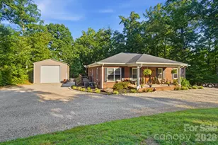 4739 Mountain Island Dr W, Charlotte, NC 28214 - Photo 2