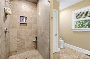 4739 Mountain Island Dr W, Charlotte, NC 28214 - Photo 30