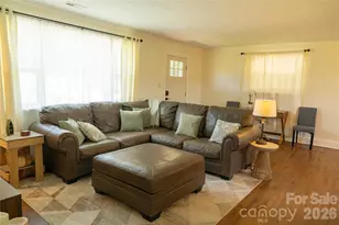 4852 Midway Sand Rd, Hickory, NC 28601 - Photo 4