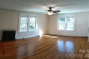 19 Saluda St, Asheville, NC 28806 - Photo 8