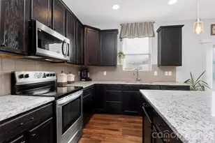 4626 Gibbons Link Rd, Charlotte, NC 28269 - Photo 10