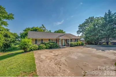 143 Big Springs Avenue, Forest City, NC 28043 - Photo 2