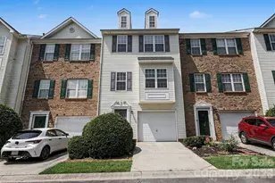 308 Langhorne Dr, Mount Holly, NC 28120 - Photo 2