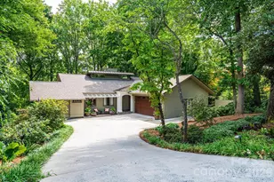 2028 10th St Blvd NW, Hickory, NC 28601 - Photo 1