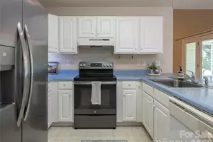 69 Mountain Ridge Ln, Fletcher, NC 28732 - Photo 14