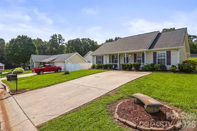 5405 Katherine Court, Dallas, NC 28034 - Photo 4