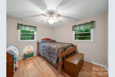 915 Little Creek Road, Burnsville, NC 28714 - Photo 14