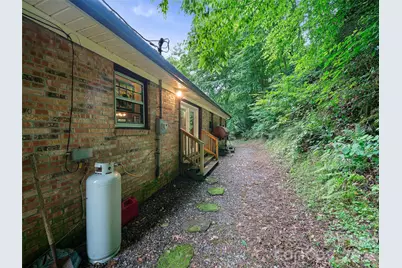 915 Little Creek Road, Burnsville, NC 28714 - Photo 26