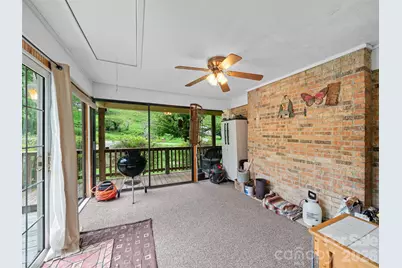 915 Little Creek Road, Burnsville, NC 28714 - Photo 12